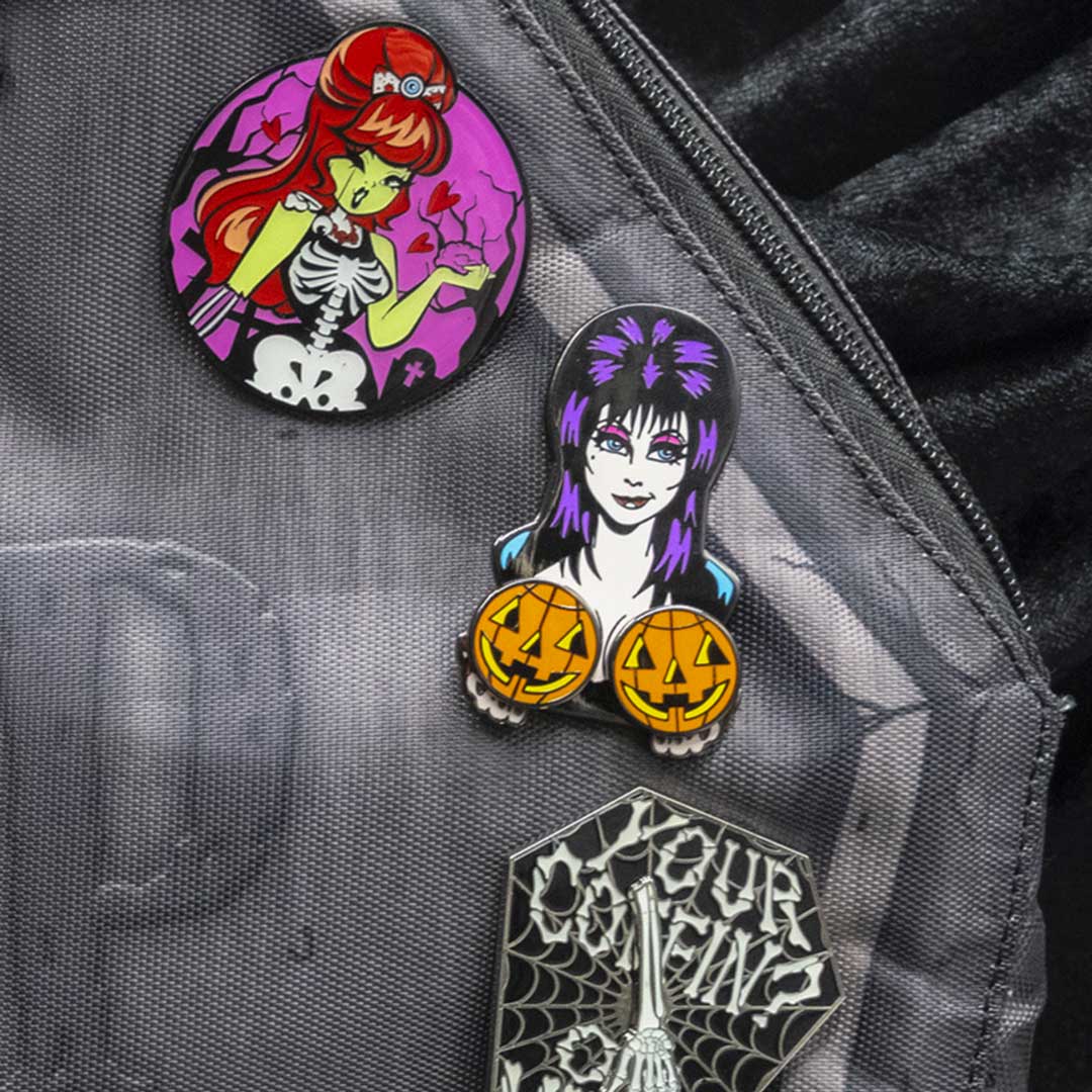 Elvira Spinning Pumpkins Enamel Pin - Kreepsville