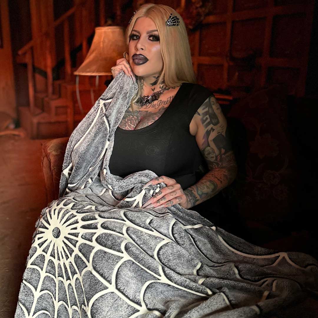 Spiderweb Glow In The Dark Throw Blanket - Kreepsville