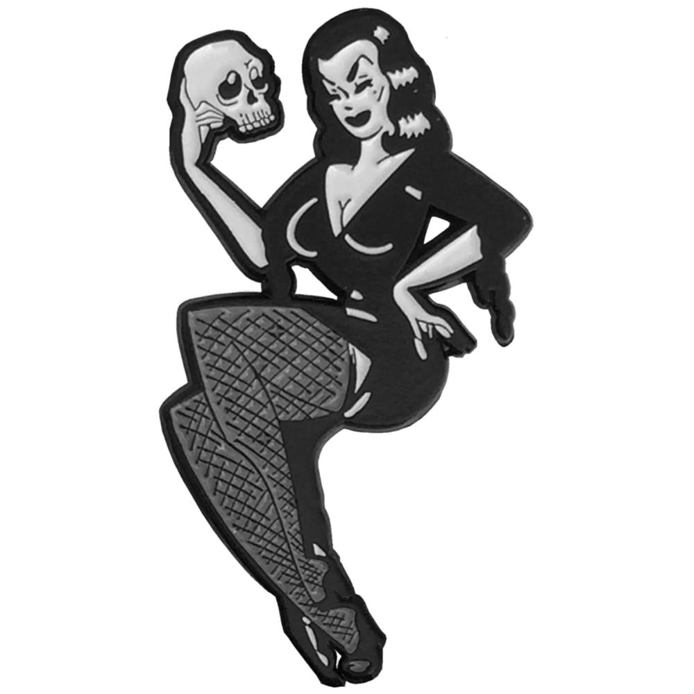 Vampira Skull Enamel Pin - Kreepsville