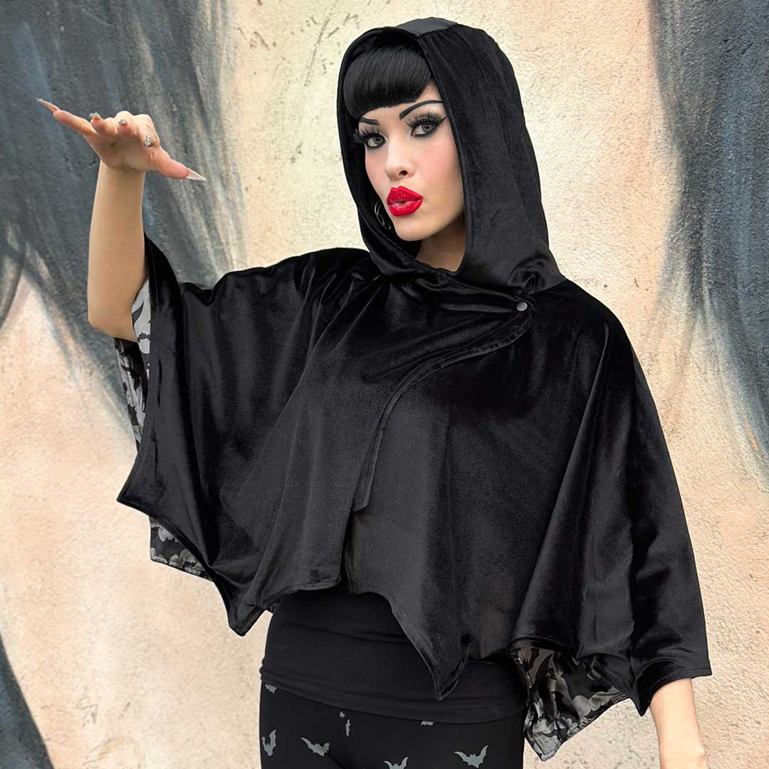 Bat Wing Velvet Grey Short Cape - Kreepsville