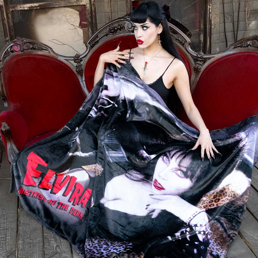 Elvira Macabre Mobile Throw Blanket - Kreepsville