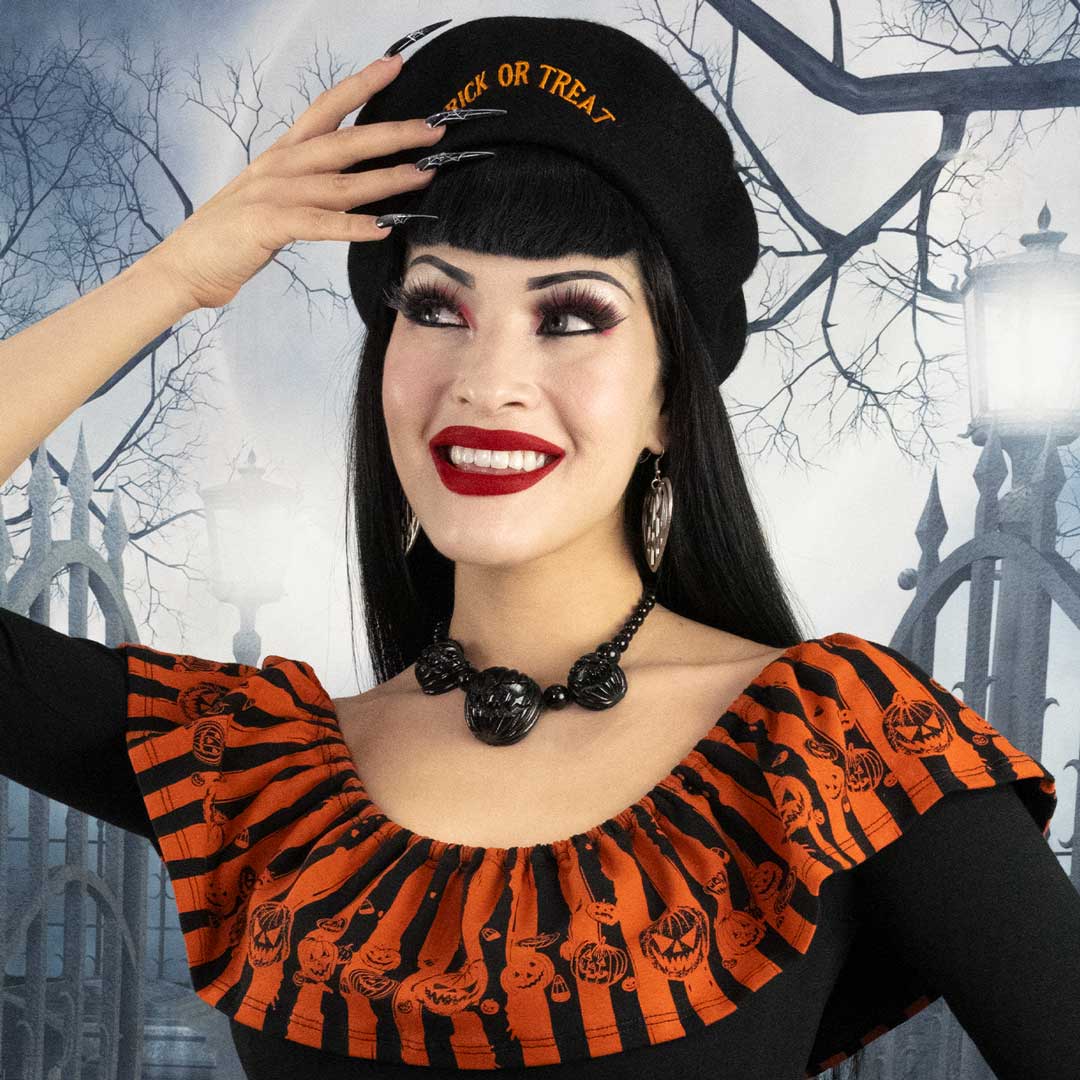 Jack O Lantern Pumpkin Necklace Black - Kreepsville